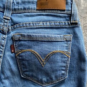 Levi’s skinny jeans